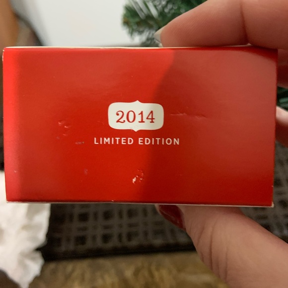 4 for $20 Royal Treatment Hallmark Associate Gift King Mouse Keepsake Ornament - Picture 11 of 13